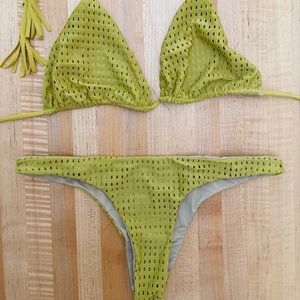 Acacia SET in Pineapple Mesh XL